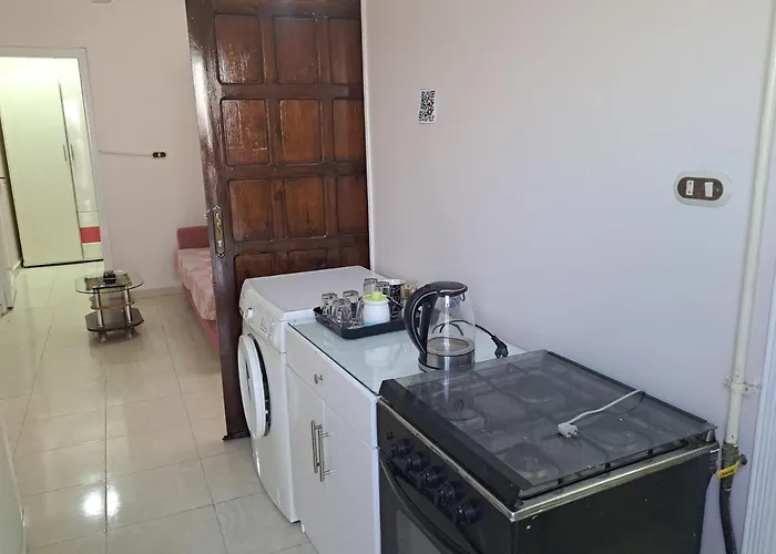 Apartment Sweet Flat 1-last Check In 12 Am